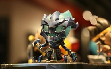 动漫周边店的机遇与挑战 结合设计与开发的商业模式探索